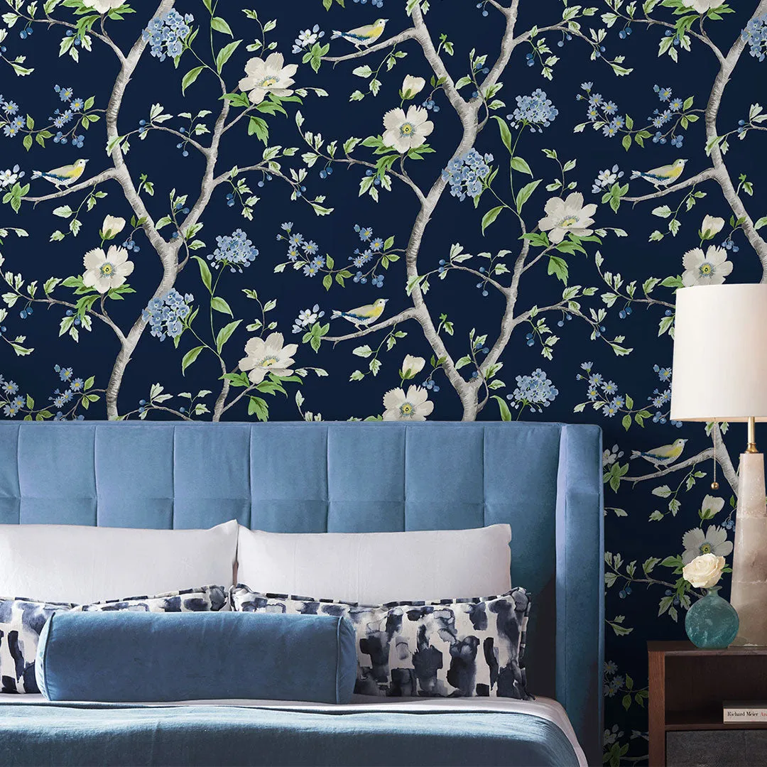 Floral Trail Peel-and-Stick Luxe Haven Wallpaper
