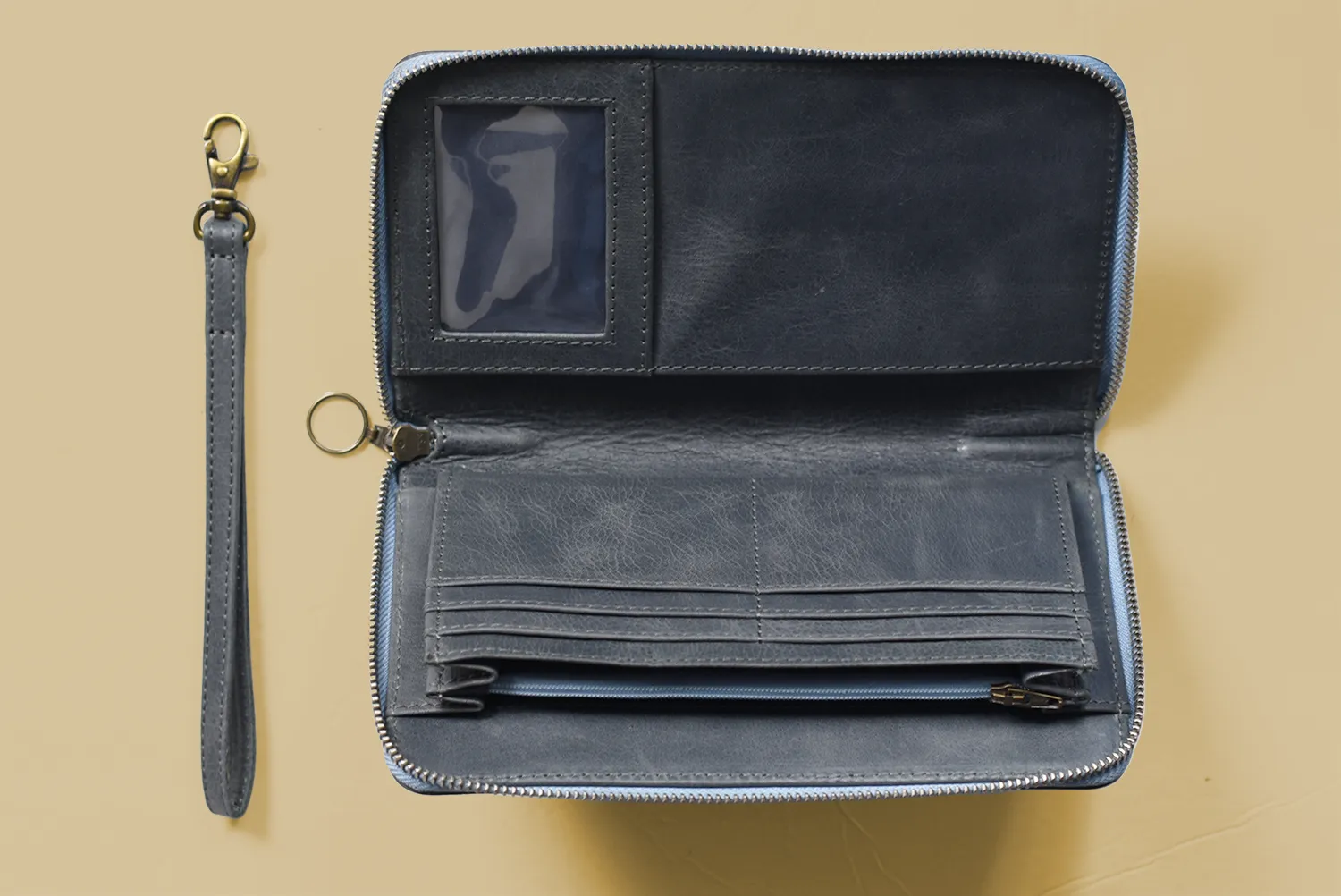 Leather Zipper Wallet Wristlet in Forest Green