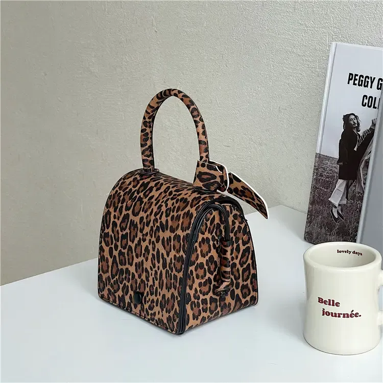 Paziye Animal Print Crossbody Bags