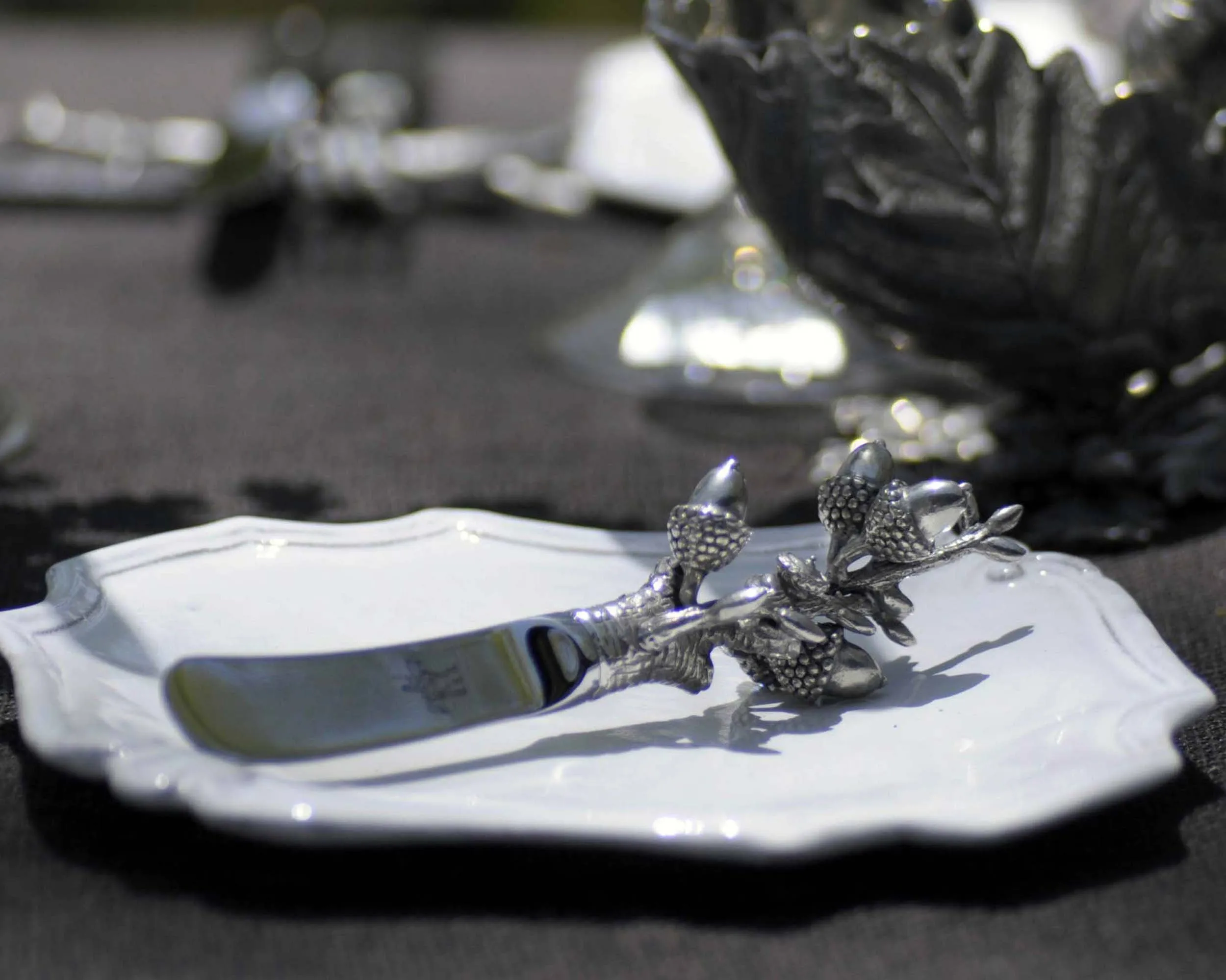 Pewter Acorn & Oak Leaf Handle Spreader