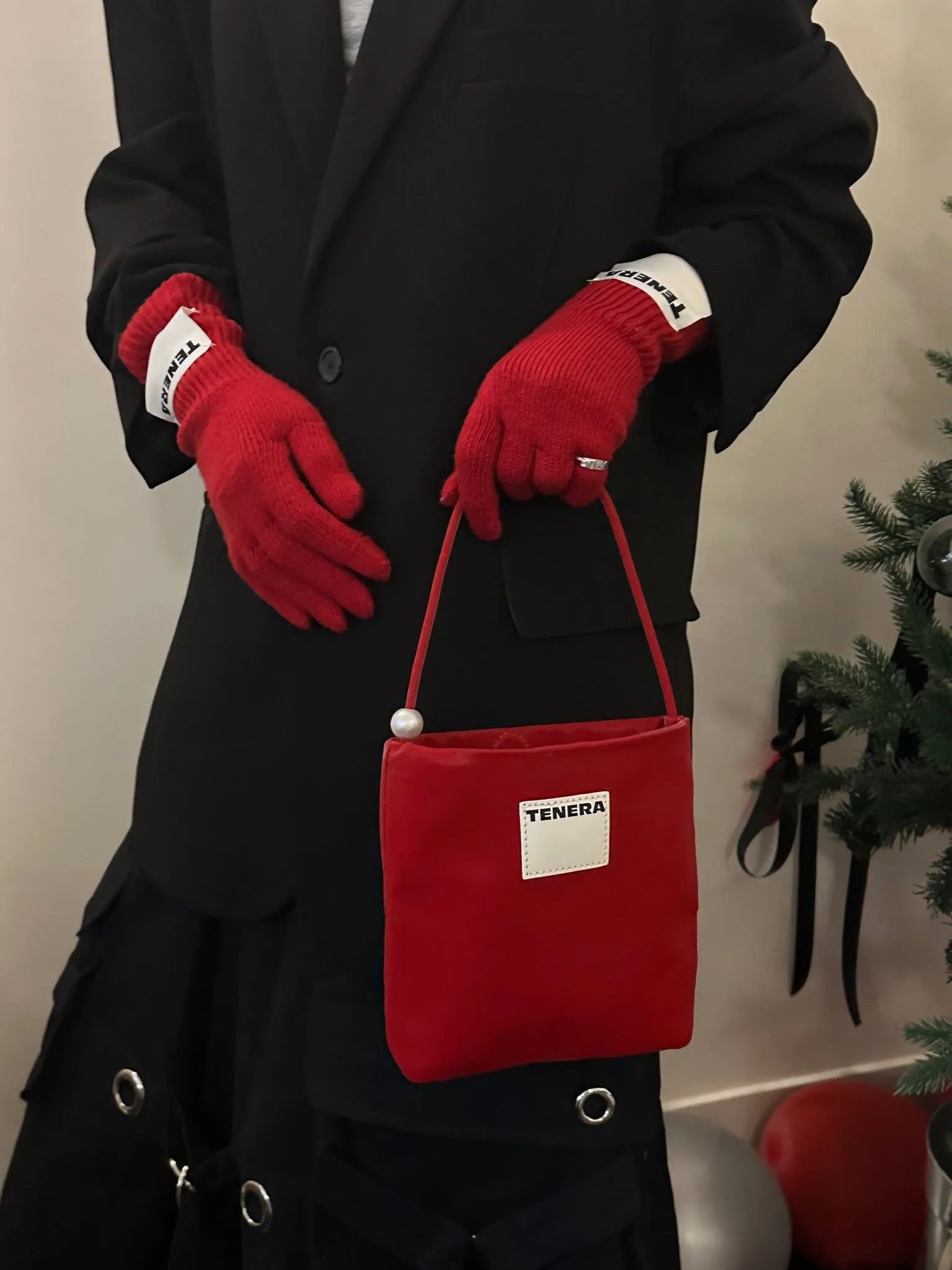 Red Velvet pearl Bag - Regular Size - Red
